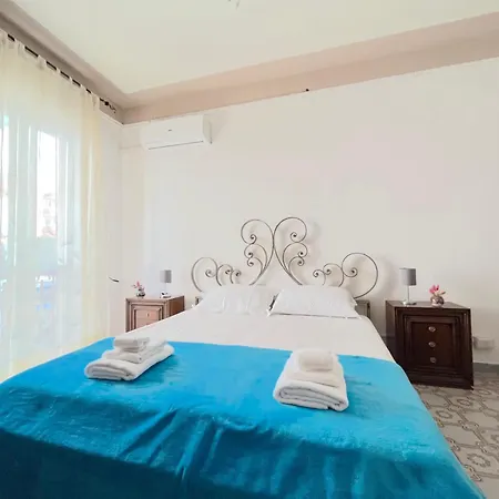 Odi Et Amo - Lido San Giovanni * Gallipoli